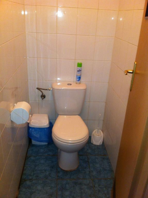 Molodizhniy Hostel Lviv Buitenkant foto
